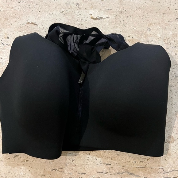 Buff Bunny High Impact Zip Sports Bra Size Small C-DD Cups - Picture 3 of 8